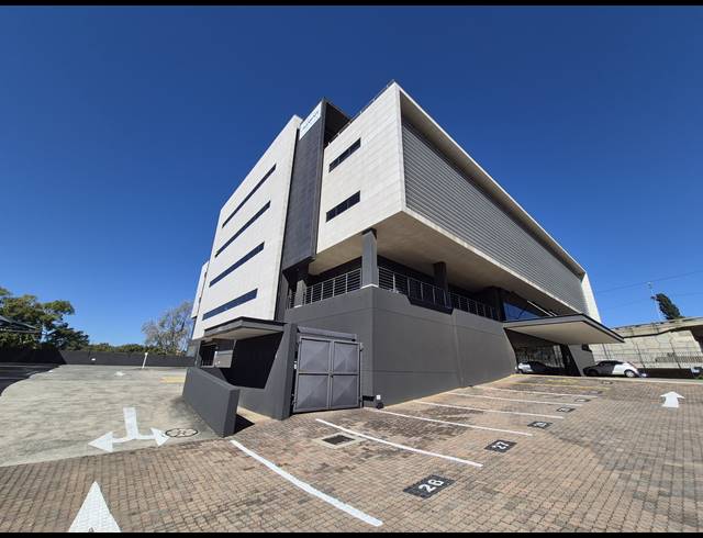 530M² OFFICE TO LET IN SANDTON CENTRAL